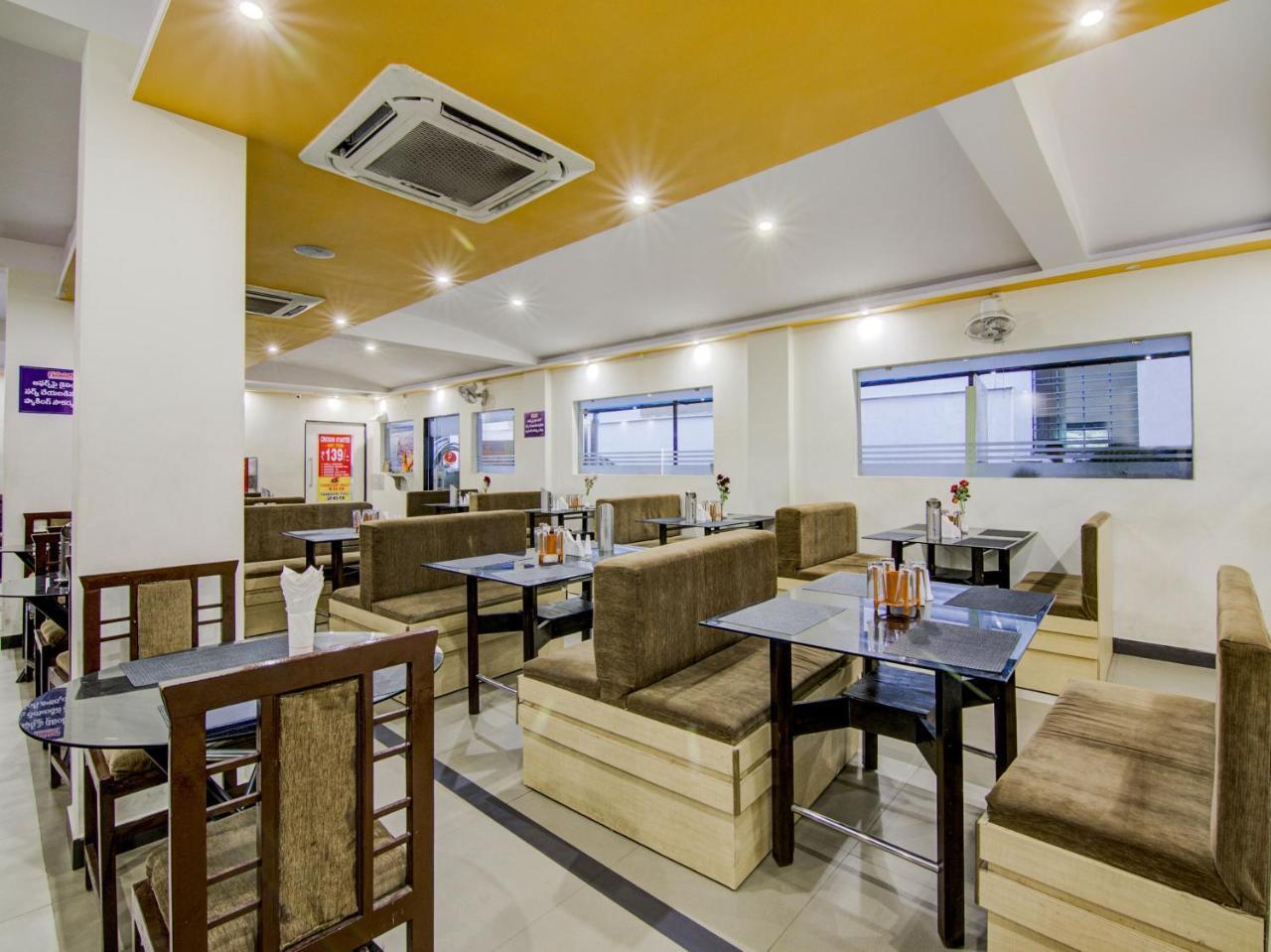 Oyo 5362 Hotel Spar Grand Visakhapatnam Zewnętrze zdjęcie